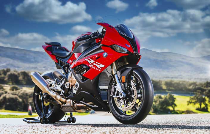 https://twotyres.co.uk/app/uploads/2019/07/metzeler-td-trackday-slick.jpg