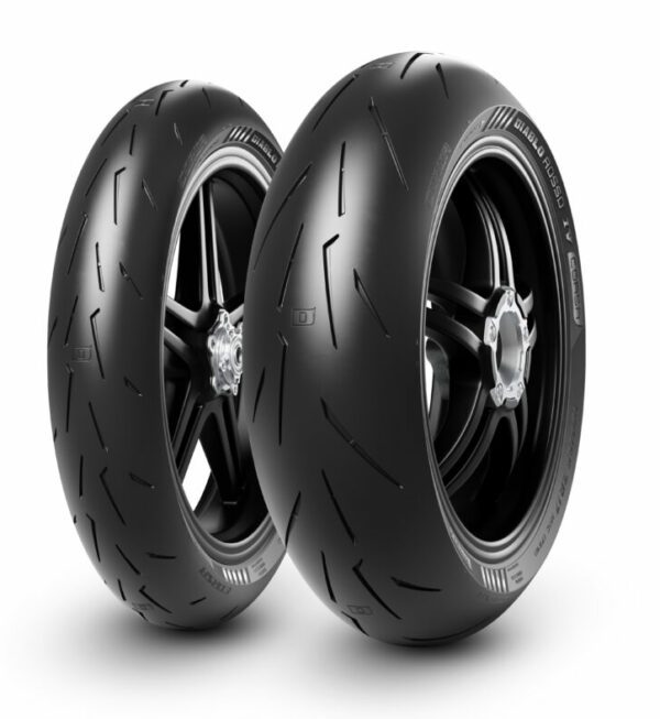 soyo red SEAMLESS TYRE 4本セット Pirelli Diablo Rosso 4 Corsa tyres - UK stock. FAST DELIVERY.