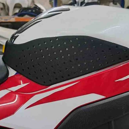Honda CBR1000RR – 2020 to 2024 Zas tank grip Preview